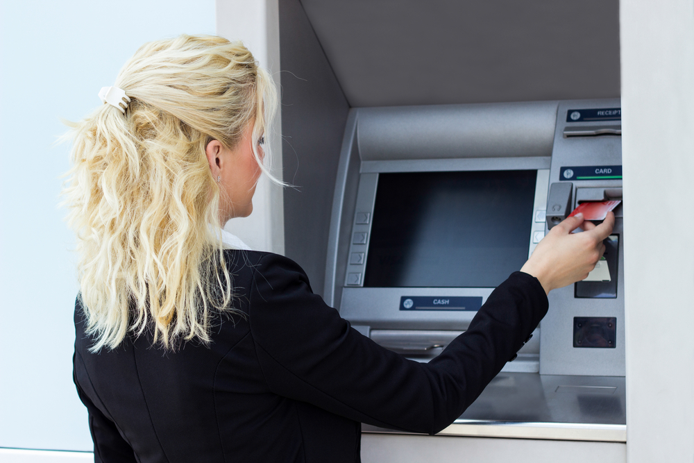 Getting a Cash Advance at ATM