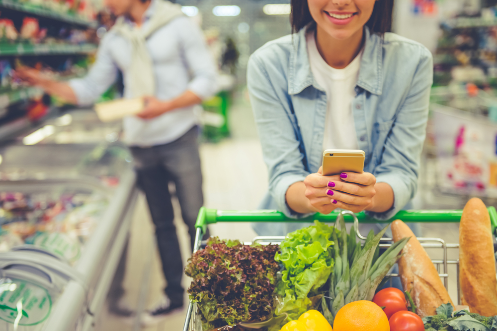 Woman Grocery Shopping - Cigno Loans